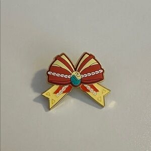Disney Princess Moana Bow Pin